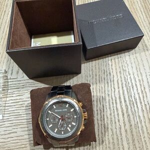 Michael Kors Grayson Men’s Watch in good condition